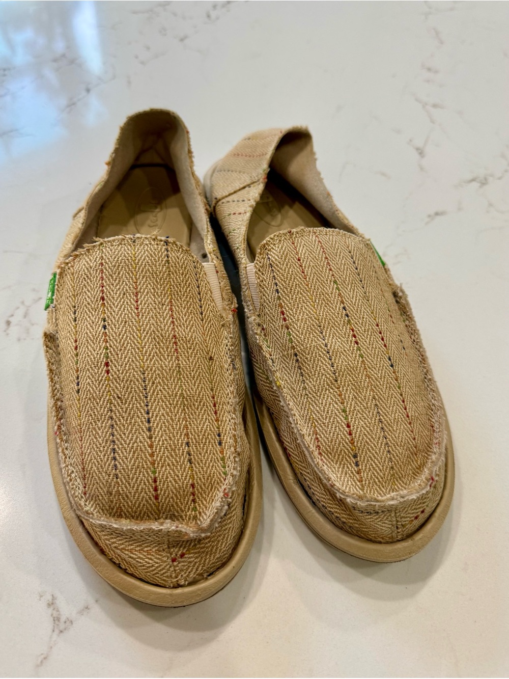 Women Sanuk Tan Canvas Slip-On with Logo and Multicolor Stitching Size 10